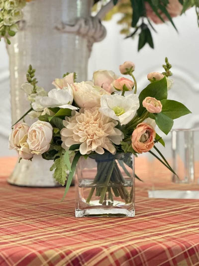 How to Elegantly Style Winward Home Flowers with Dior Maison Tableware